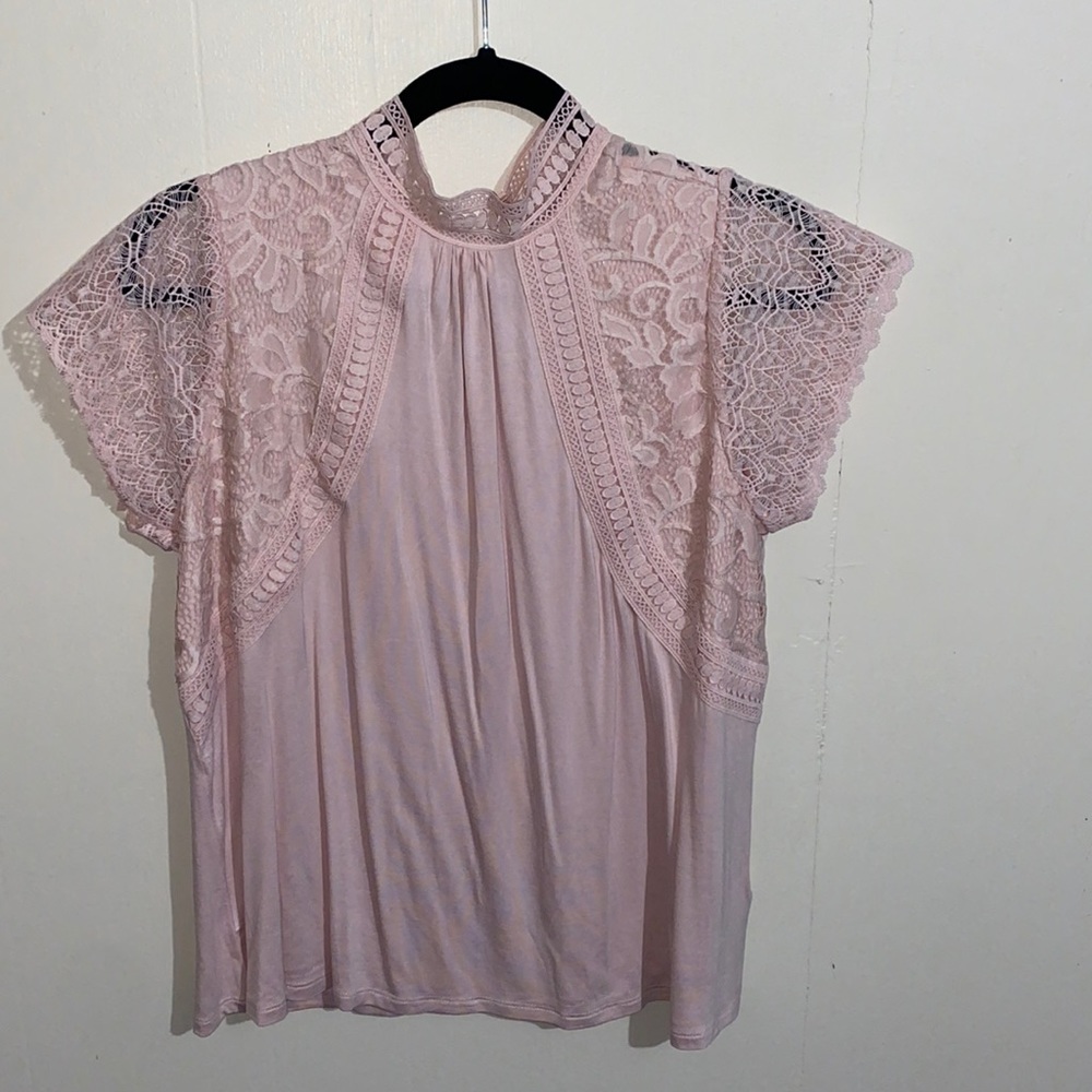 3/$30⭐️ Lace Blouse